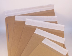 Globe Guard® Kraft mailers available in ten different sizes